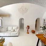 The Magic Luxury Cave Apartment