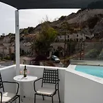The Magic Luxury Cave Daire Santorini Island