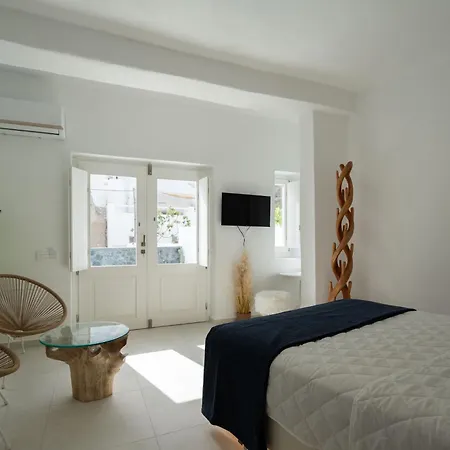 The Magic Luxury Cave Apartment Vothonas (Santorini)