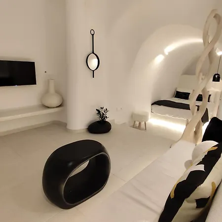The Magic Luxury Cave * Vothonas (Santorini)