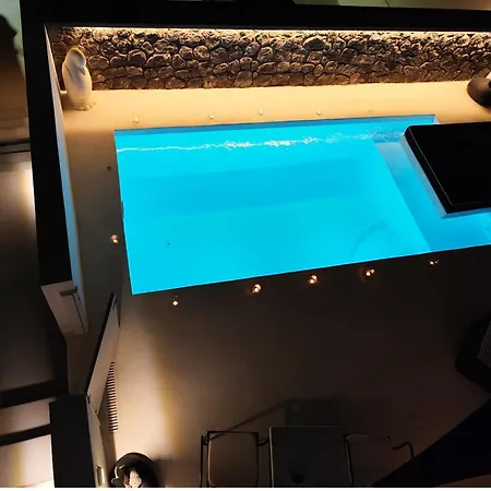 The Magic Luxury Cave Apartment *