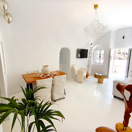 Apartman The Magic Luxury Cave Vothonas (Santorini)